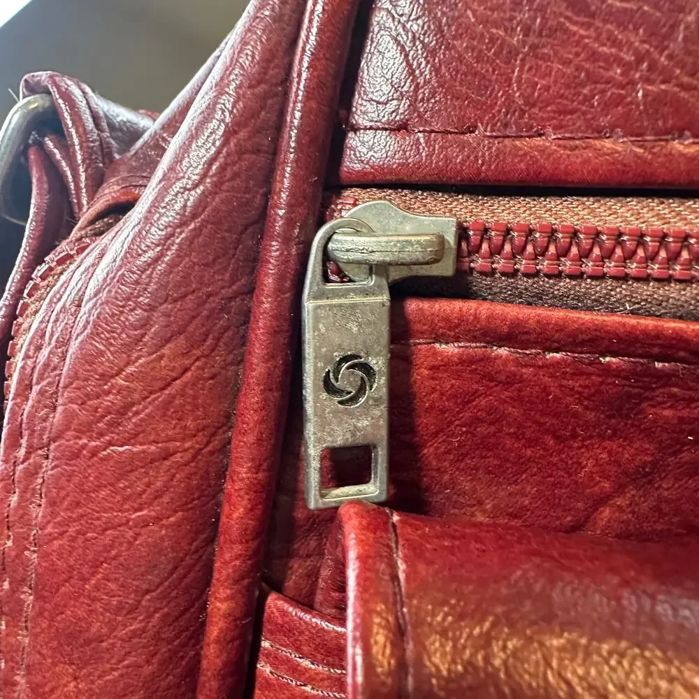 Vintage Samsonite Sonora II Dark Red Faux Leather Carry-On Travel Tote Bag CLEAN